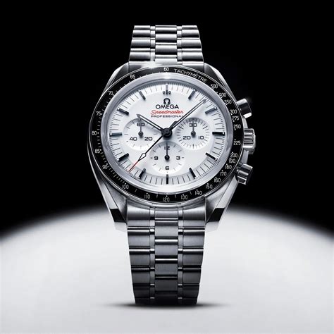 white dial speedmaster daniel craig.